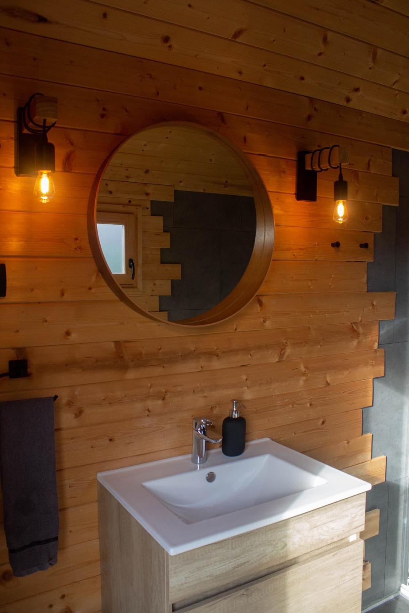 Hotel Hiska-Glamping Ajdovščina Esterno foto