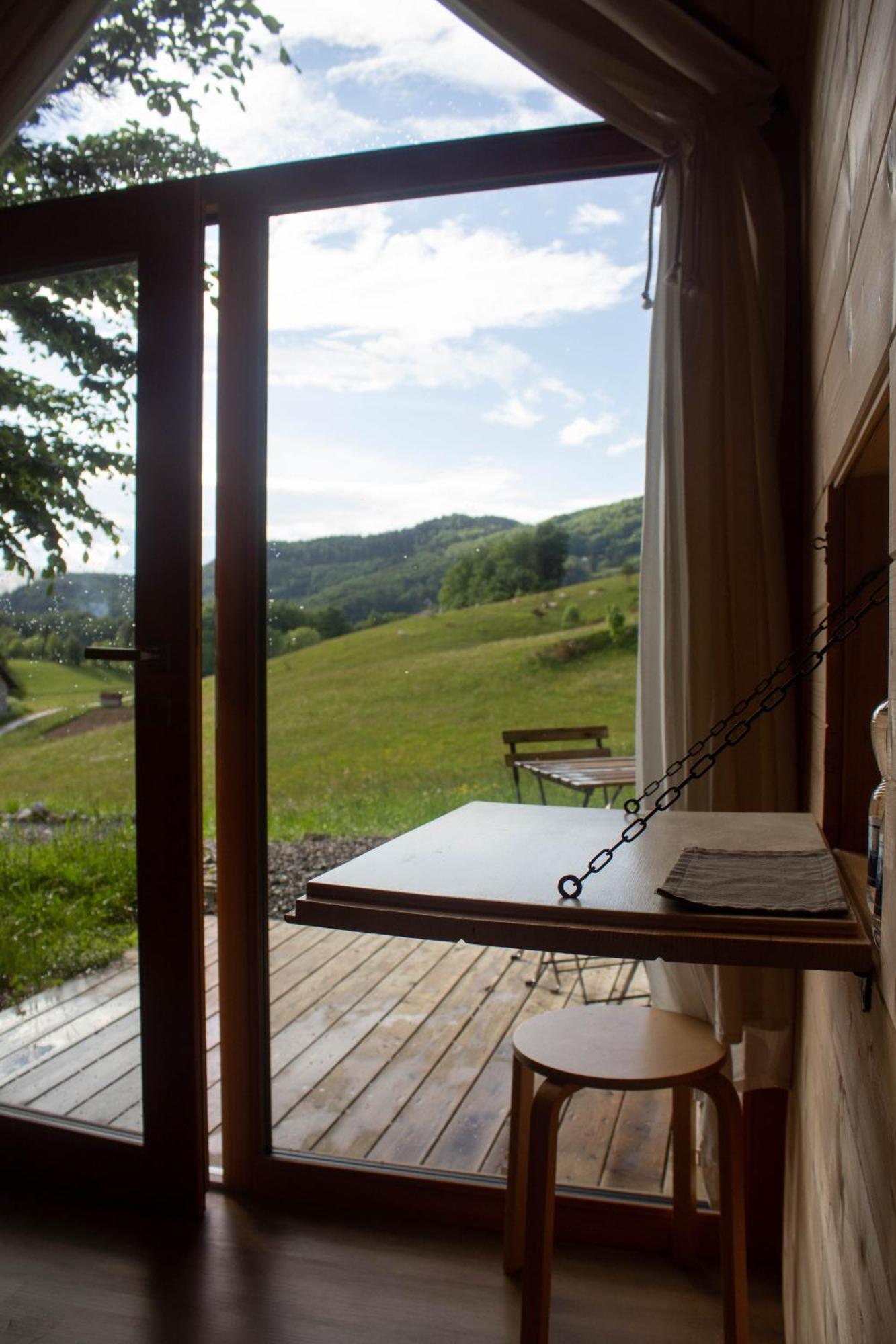 Hotel Hiska-Glamping Ajdovščina Esterno foto